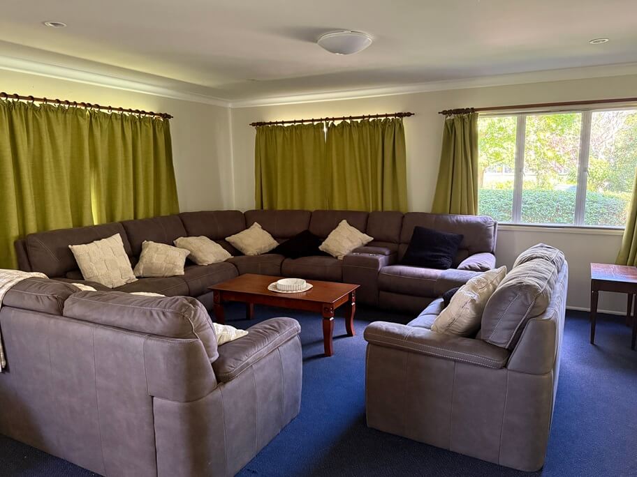 Abbey Retreat facilities (4) Communal lounge area.
Sofas, natural light,
welcoming